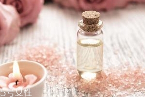 精油扩香怎么用,精油自制扩香