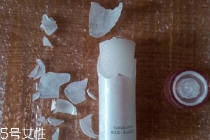 化妆品冻了影响效果吗,化妆品冻上又化了还有效果么 化妆品冻了影响效果吗,化妆品冻上又化了还有效果么