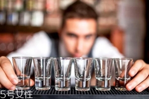 喝酒会导致什么癌症,经常喝酒容易得什么癌症