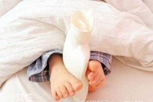 冬天睡觉太冷有什么解决办法,冬天晚上睡觉冷