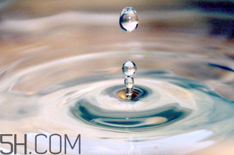 双氧水能治疗灰指甲吗,灰指甲用双氧水治疗有效果吗 双氧水能治疗灰指甲吗,灰指甲用双氧水治疗有效果吗