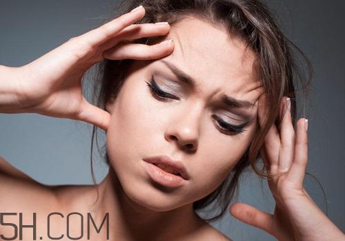 月经前头疼正常吗,月经前头痛是怎么回事