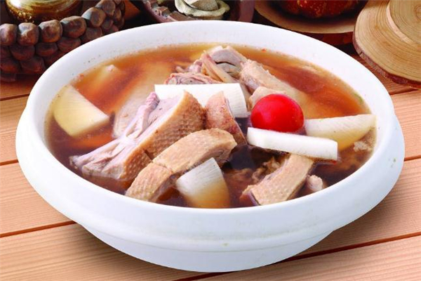 老鸭汤怎么做不腥,老鸭汤怎么做不腥窍门