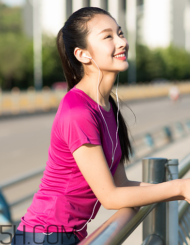 洁尔阴洗液的功效和作用,阴炎净洗液怎么使用