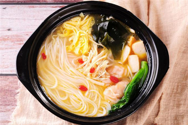 砂锅米线一般用多大的砂锅,做砂锅米线用多大的砂锅? 砂锅米线一般用多大的砂锅,做砂锅米线用多大的砂锅?