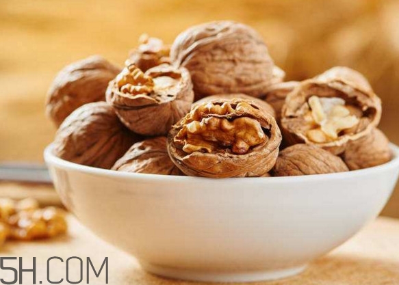 支气管炎哮喘吃什么食物比较好,支气管炎吃什么食物好得快的呢