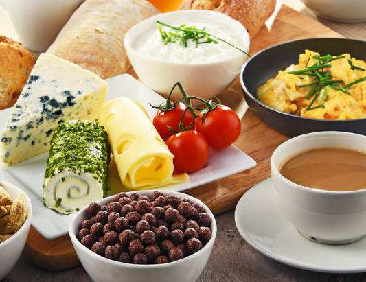 尿毒症要吃些什么东西比较好,尿毒症病人吃什么营养品最好