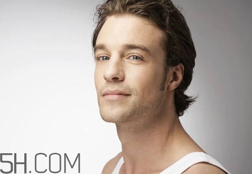 早上起来尿分叉的主要原因,早上起来尿分叉是怎么回事 早上起来尿分叉的主要原因,早上起来尿分叉是怎么回事