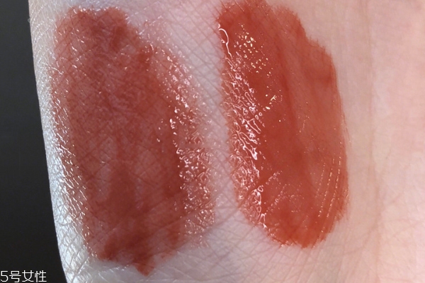 蓝色妖姬玫瑰的花语及含义(蓝色妖姬玫瑰的花语是什么意思)