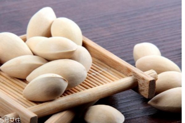 什么的白果,什么叫白果