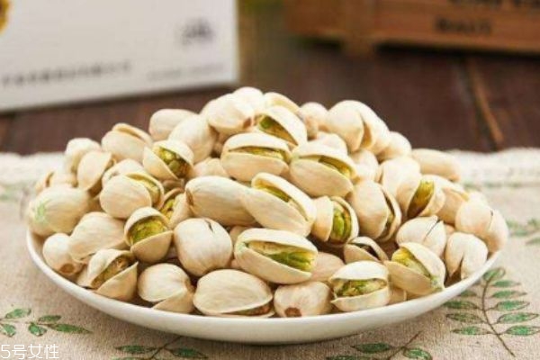 开心果有啥营养价值,开心果的营养和价值 开心果有啥营养价值,开心果的营养和价值