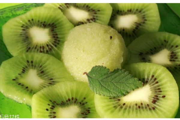 奇异果的由来,一个奇异果