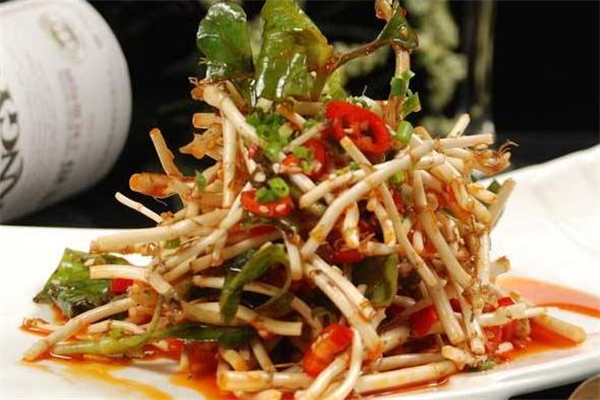 凉拌鱼腥草要放醋吗,凉拌鱼腥草要用开水煮一下吗