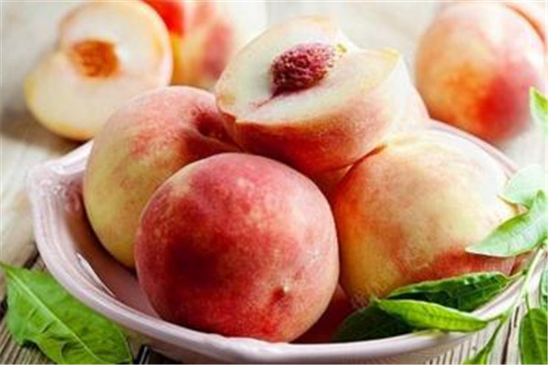 一天吃几个桃子比较好,桃子能多吃吗?