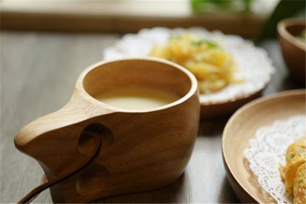 豆浆跟什么搭配吃好,豆浆和什么搭配吃最好最有营养 豆浆跟什么搭配吃好,豆浆和什么搭配吃最好最有营养