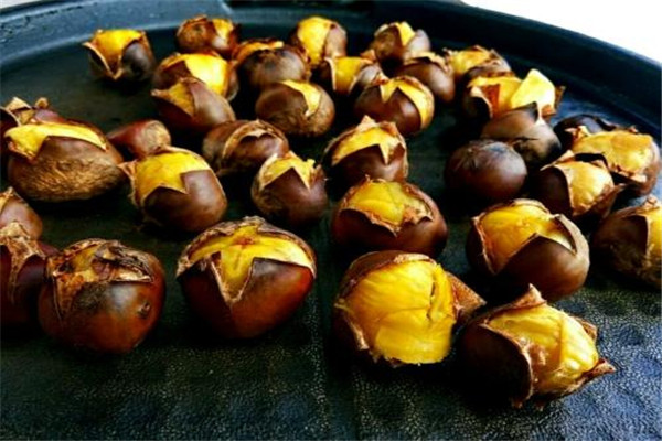 柿子可以和板栗一起吃吗,柿子和板栗能一起吃吗一起吃相关推荐