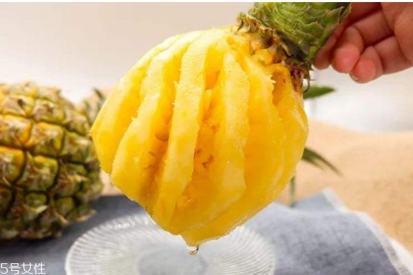 孕妇可以吃菠萝吗早期,孕妇可以吃菠萝吗?孕中期