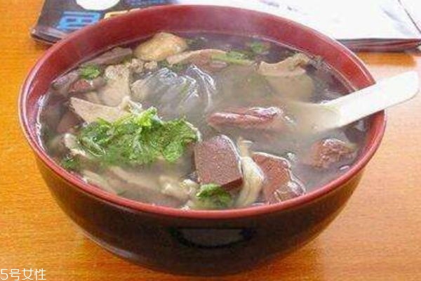 鸭血粉丝汤怎么做好吃又简单,鸭血粉丝汤怎样做