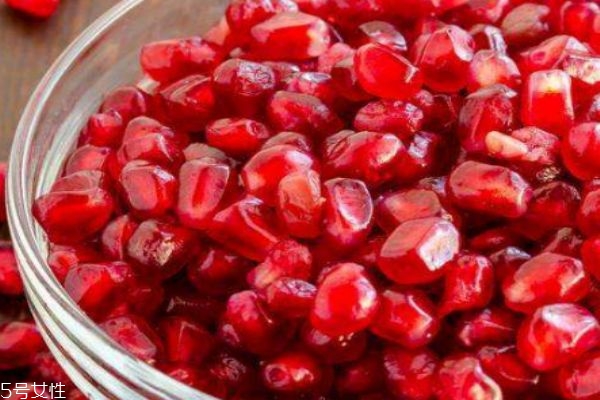 石榴现在多少钱一斤,一个石榴大概多少钱