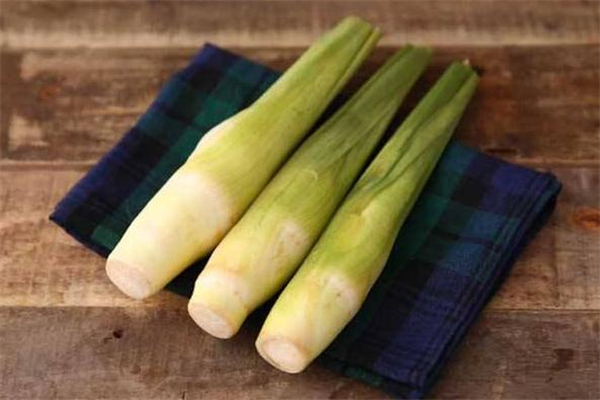 减肥的时候可以吃茭白吗,减肥为什么不能吃茭白