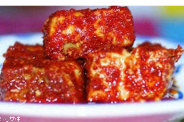 霉豆腐是怎么做的呢,请问霉豆腐是怎么做的