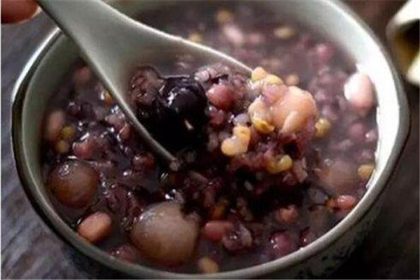 八宝粥属于粗粮吗,八宝粥是哪八种粮食 八宝粥属于粗粮吗,八宝粥是哪八种粮食