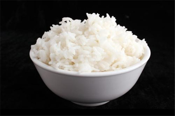 米饭有一点点馊味还能吃吗,米饭有点味道了还能吃吗