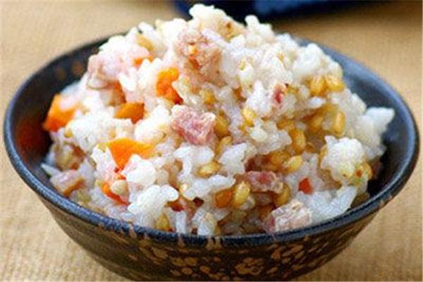 米饭可以放冰箱吗,米饭放冰箱多久不能吃