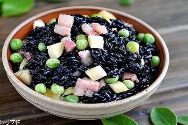 乌米饭是什么米做的,乌米饭的介绍