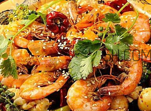 麻辣香锅都放啥配菜,麻辣香锅配什么菜