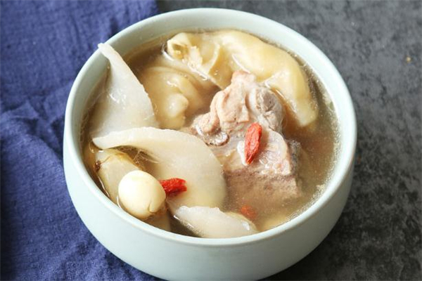 玉竹泡水喝一天放多少克,玉竹泡水喝的方法