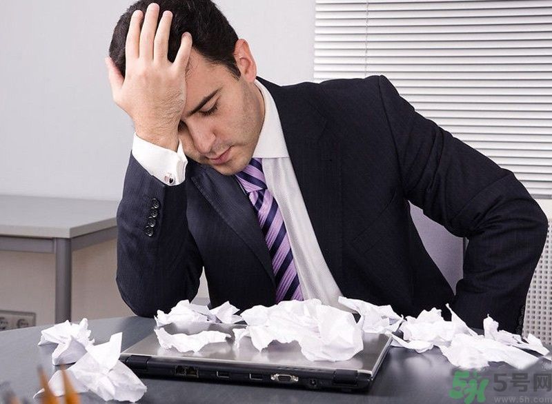 三、强迫症的表现都有哪些?(强迫症的表现主要有哪三个方面) 三、强迫症的表现都有哪些?(强迫症的表现主要有哪三个方面)