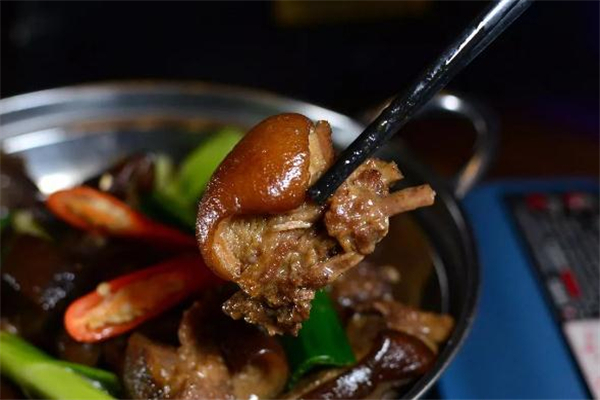 狗肉能和羊肉一起吃,羊和狗肉可以一起吃吗?