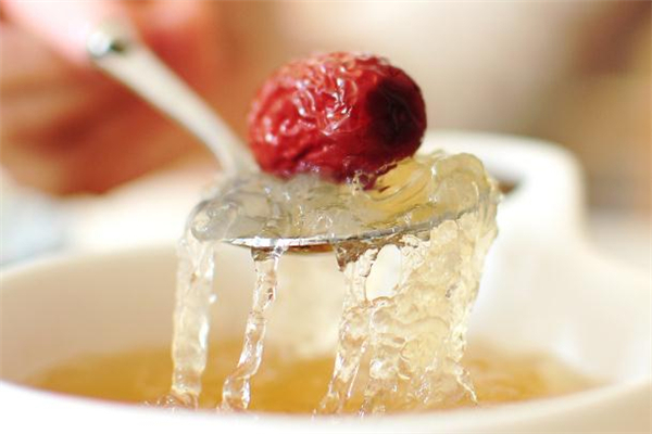 吃燕窝能丰胸吗,燕窝胶原蛋白可以丰胸吗