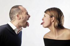 3、少和人争(不和人争长短)