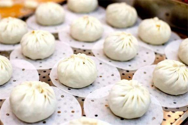 速冻包子是熟的吗,速冻包子是生的冻还是熟的冻