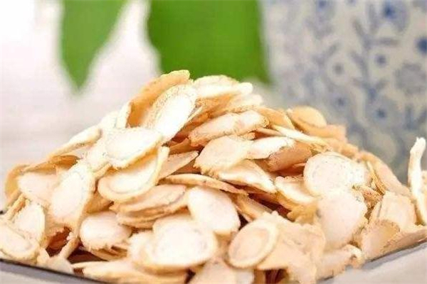 西洋参每天能吃多少克,西洋参每次吃多少合适 西洋参每天能吃多少克,西洋参每次吃多少合适