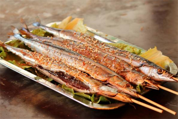 微波炉烤秋刀鱼的做法大全,秋刀鱼的做法大全