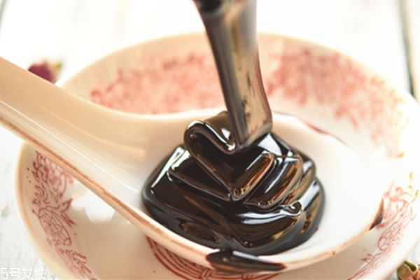 膏方适合什么年龄吃,膏方适合什么年龄的人吃 膏方适合什么年龄吃,膏方适合什么年龄的人吃