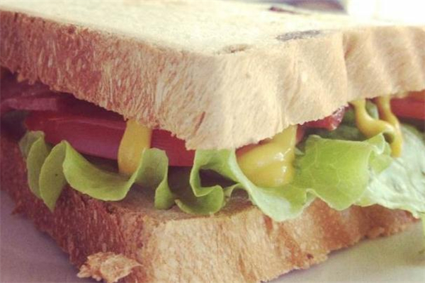 三明治能不能隔夜,自己做的三明治可以隔夜吃吗