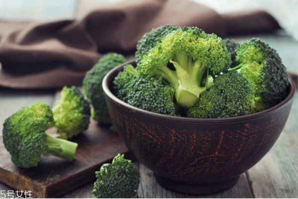 怎么挑选西兰花,如何挑选西兰花菜 怎么挑选西兰花,如何挑选西兰花菜