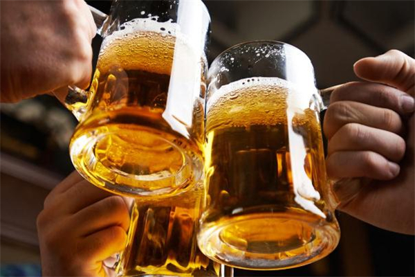 喝完酒吐出去能查出酒驾吗,喝酒吐了酒精还在吗