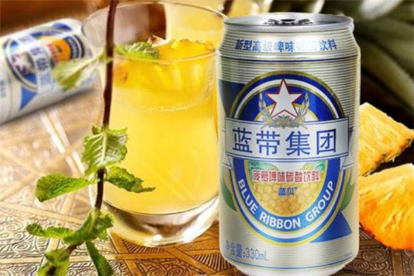 菠萝啤过期半年了可以喝不,过期的菠萝啤酒有什么用途 菠萝啤过期半年了可以喝不,过期的菠萝啤酒有什么用途