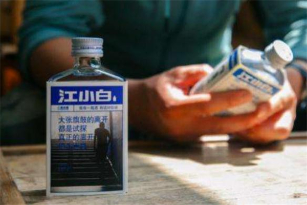 江小白兑雪碧的比例是多少,江小白兑雪碧是什么意思?