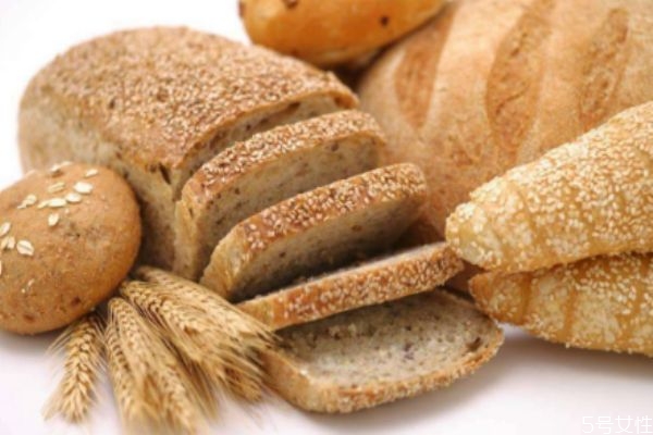 全麦面包吃多了会便秘吗?,为什么吃全麦面包反而便秘了