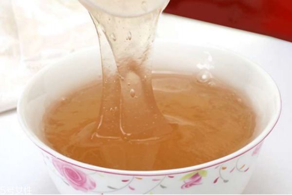 产妇可以吃藕粉,月子里产妇能吃藕粉吗 产妇可以吃藕粉,月子里产妇能吃藕粉吗