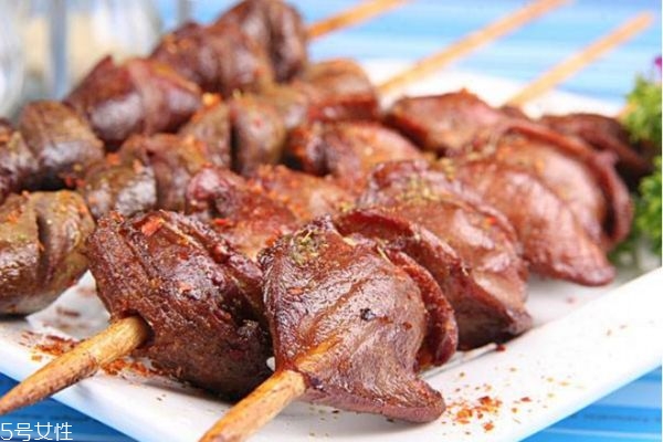 吃鸡心会发胖吗,减肥吃鸡心会胖吗