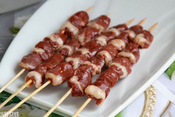 吃鸡心的好处和坏处,吃鸡心的好处和坏处有哪些