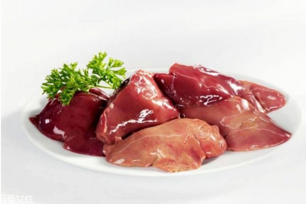 鸡肝的营养价值及功效和作用,鸡肝有什么营养价值