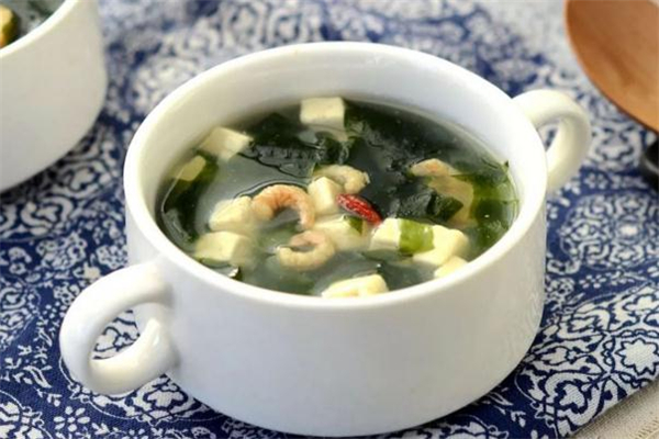 裙带菜虾仁豆腐汤的做法,裙带菜豆腐汤的做法窍门